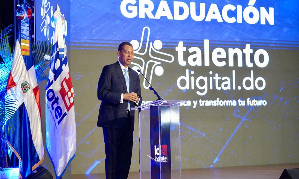 5,000 jóvenes capacitados para el futuro tecnológico 5,000 jóvenes capacitados para el futuro tecnológico