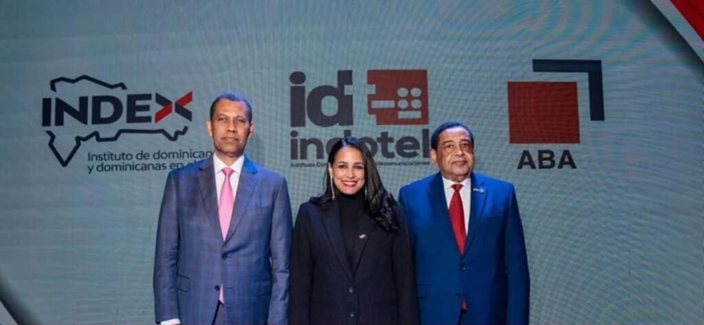 Encuentro de Alfabetización Digital para Dominicanos en Orlando