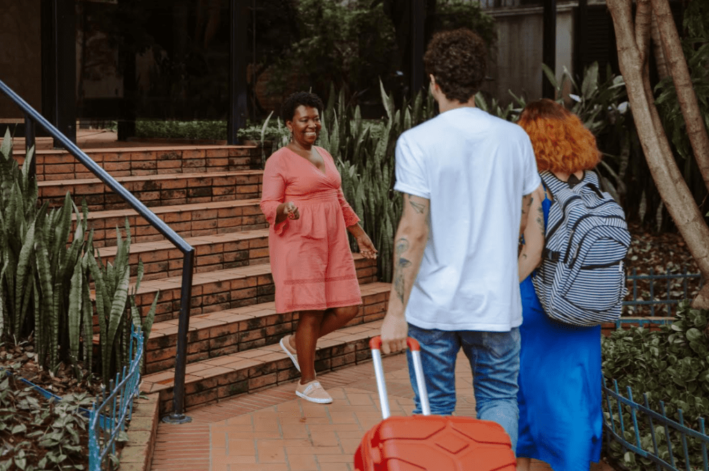 Mujeres transforman espacios en oportunidades con Airbnb Mujeres transforman espacios en oportunidades con Airbnb