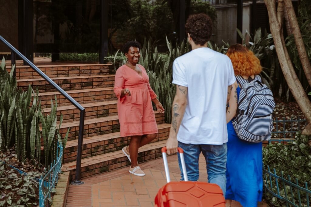 Crecimiento de anfitriones mayores de 60 desde