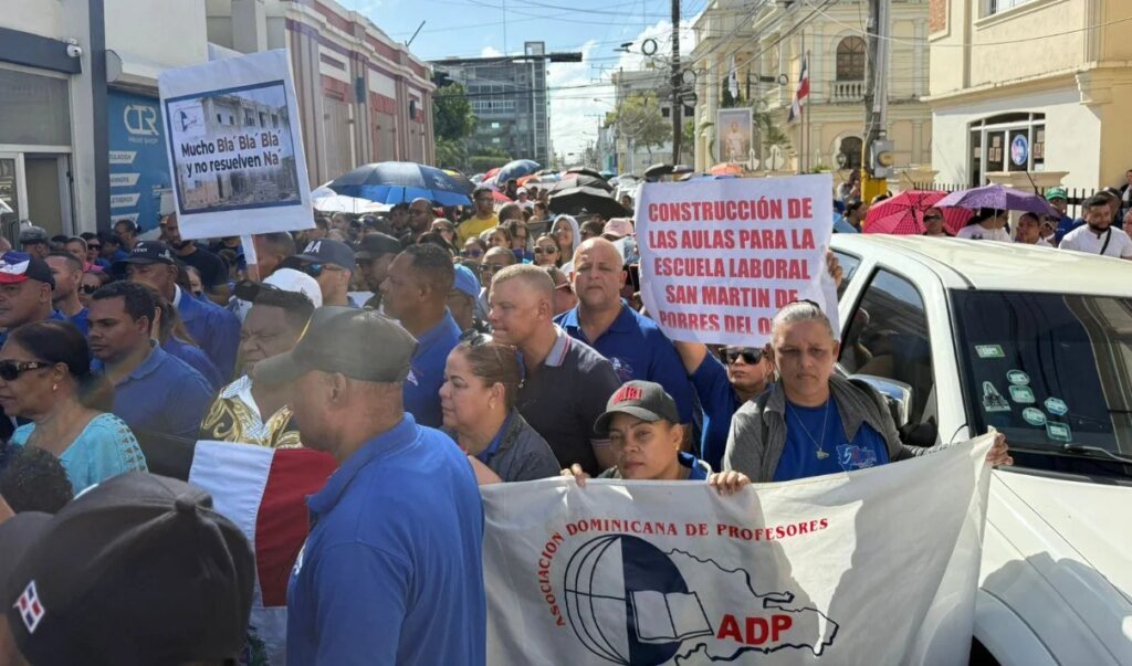 Descuentos Salariales para Maestros en Paros y Protestas
