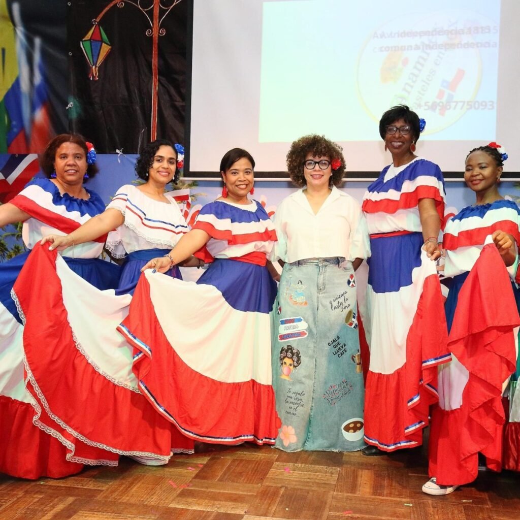 Dominicanos en Chile celebran su Independencia Nacional Dominicanos en Chile celebran su Independencia Nacional