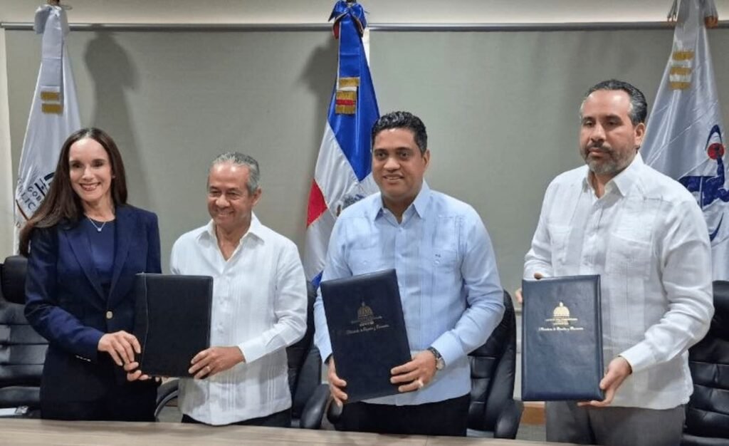 FIFA da luz verde al programa Football for Schools en RD FIFA da luz verde al programa Football for Schools en