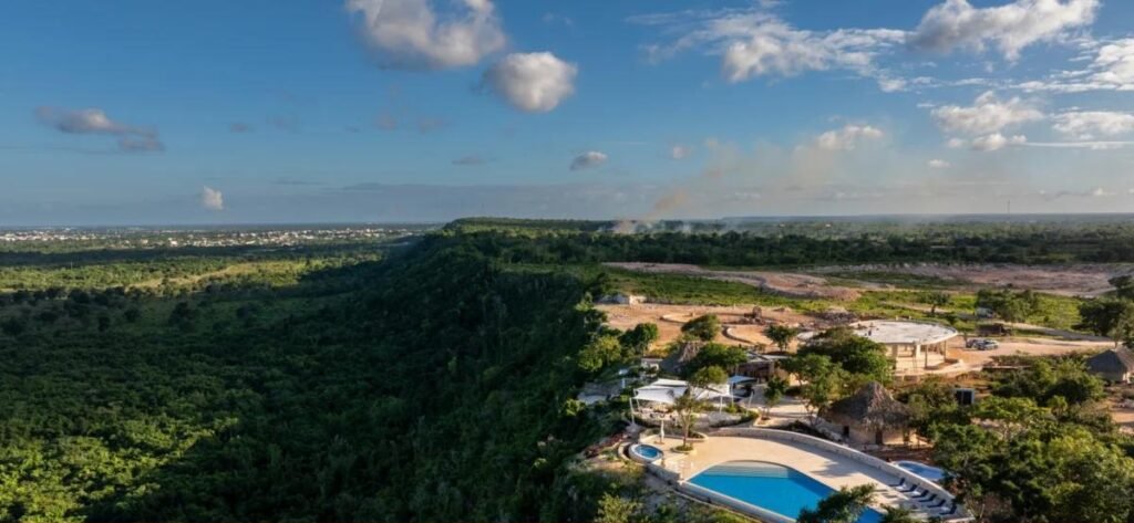 Larimar presenta su visión urbana a inversores, medios y la