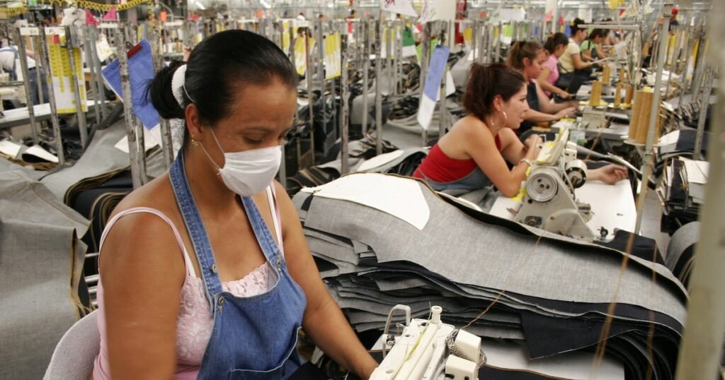 Mujeres al frente: impulsando el crecimiento laboral en República Dominicana