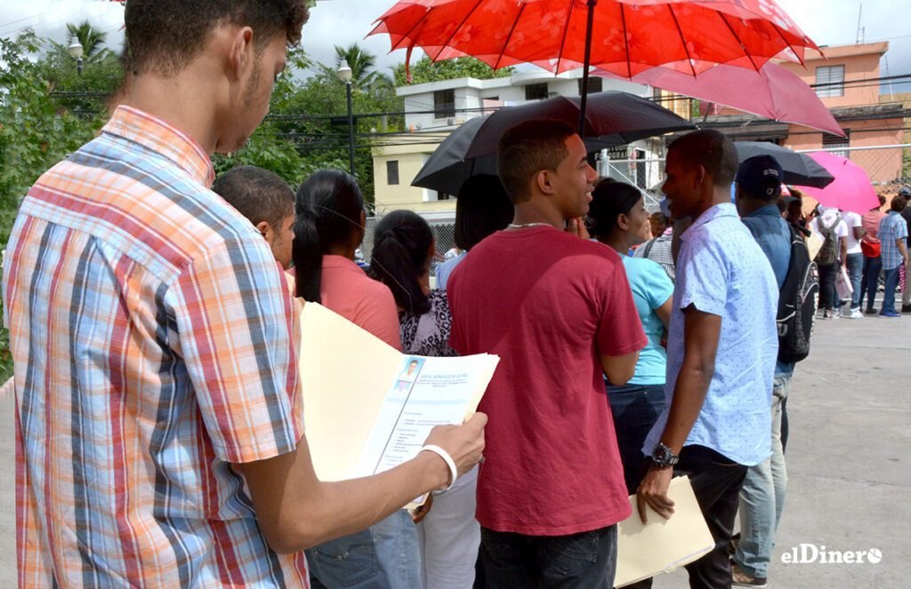 Nuevo horizonte laboral: 117,948 empleos en 2025 según el Banco