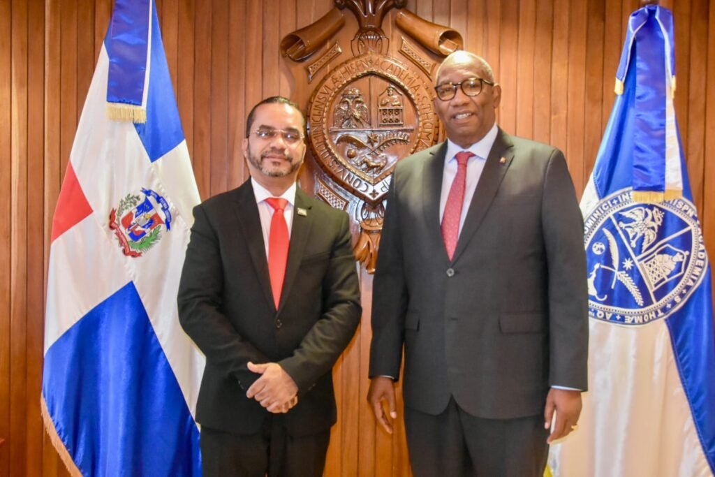 UASD e ITLA buscan ampliar programas de capacitación conjunta