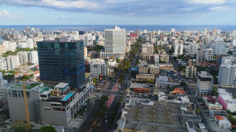 Banca dominicana se fortalece en medio de desafíos globales Banca dominicana se fortalece en medio de desafíos globales