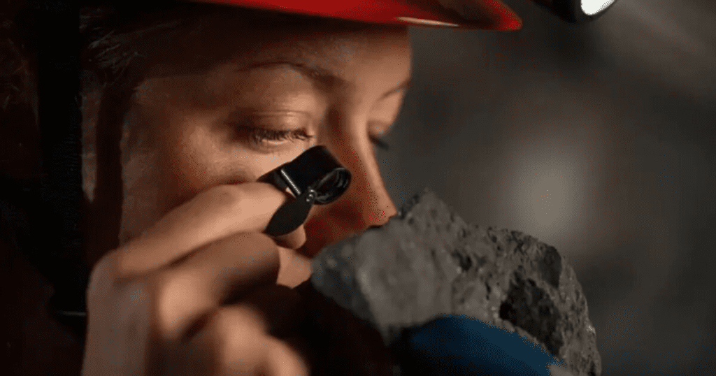 Desarrollo de tierras raras en la República Dominicana Desarrollo de tierras raras en la República Dominicana