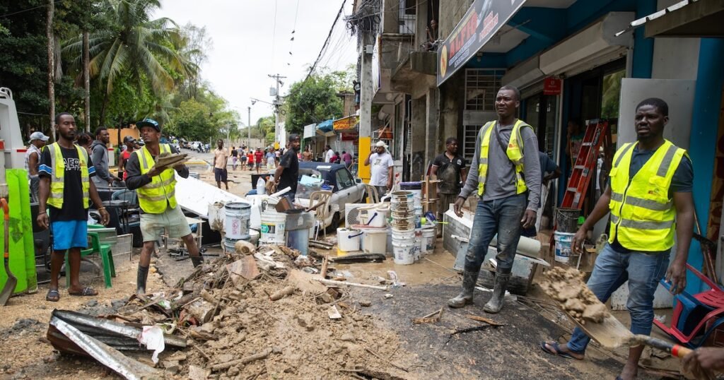 Desplazamiento Masivo en República Dominicana por Intensas Lluvias
