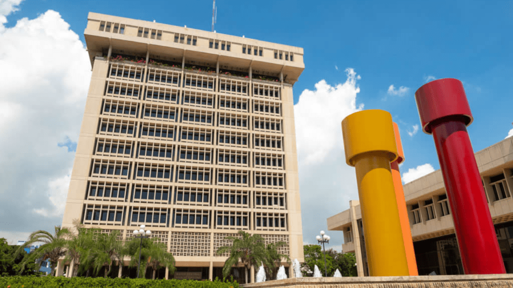 Empleo en 2025: Abinader y un Hito Histórico de 133,915 Nuevos Puestos Generados Empleo en 2025: Abinader y un Hito Histórico de 133,915