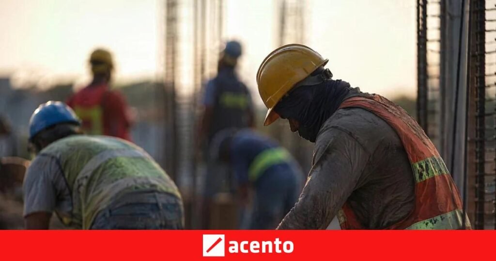 Formalidad laboral avanza frente a informalidad en 2024 según la ONE Formalidad laboral avanza frente a informalidad en 2024 según la