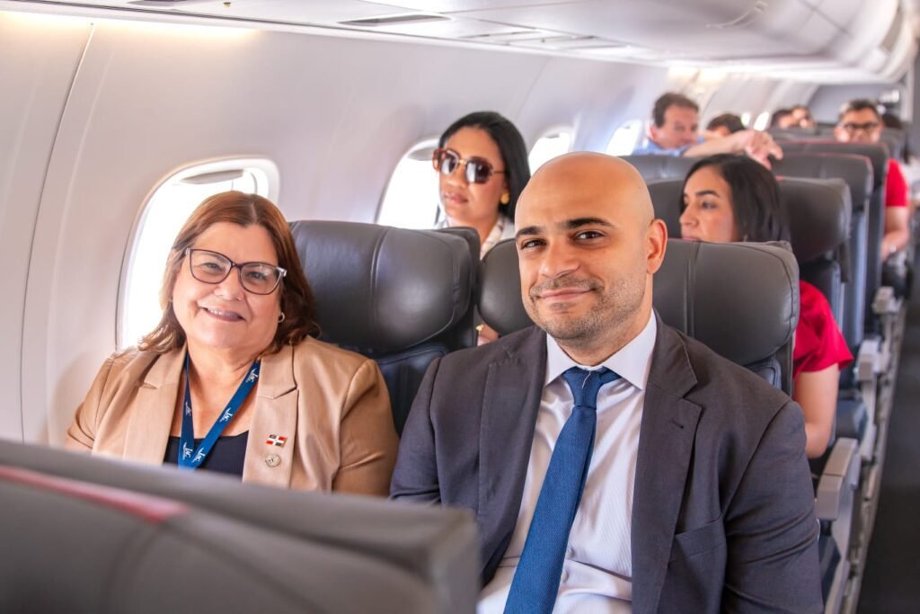 Sunrise Airways inaugura vuelo directo entre Santo Domingo e Isla